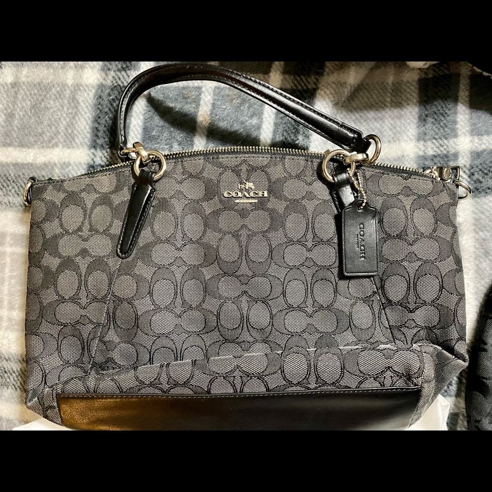Coach Small Kelsey Satchel ***Discounted Shipping***